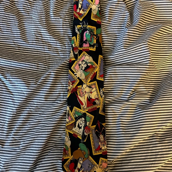 Vintage 1990s Classic Disney Villains Silk Tie - Picture 1 of 4